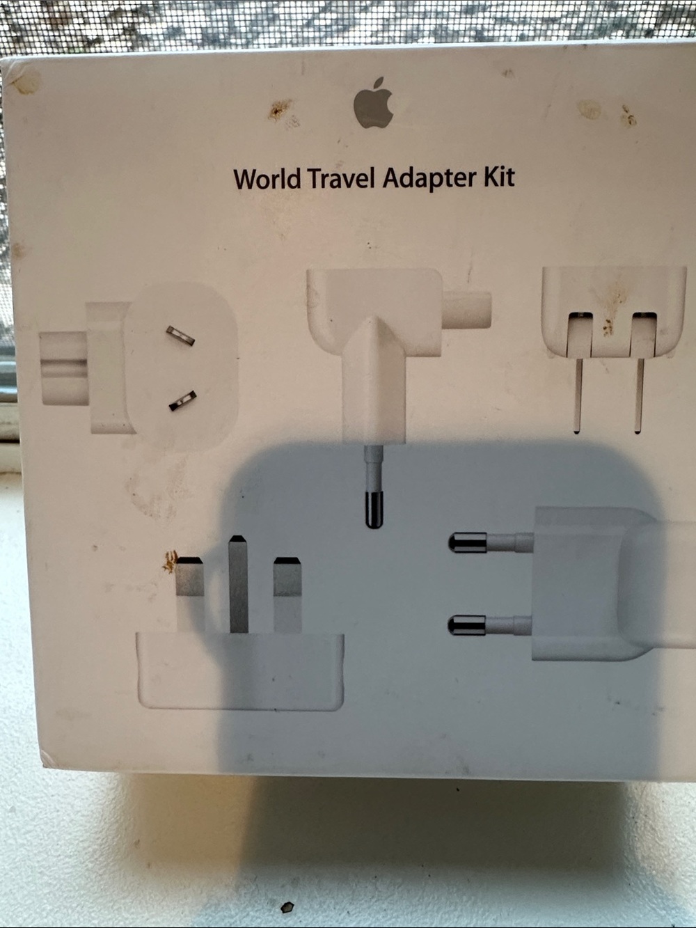 Apple World Travel Adapter Kit - White Accessories